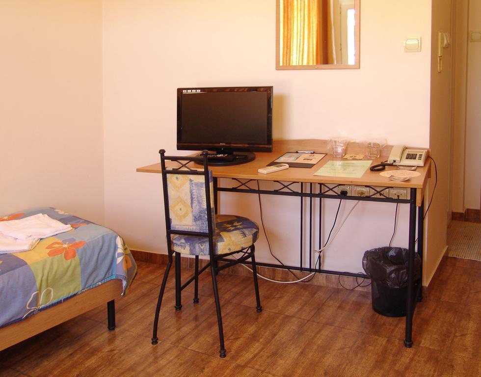 Central Family Hotel CChaskovo Rum bild